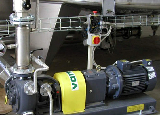 Lý do máy hút dầu diesel được ưa chuộng trên thị trường hiện nay